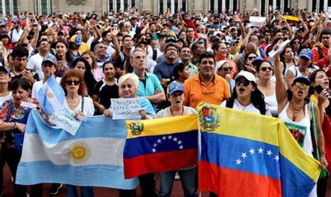 Venezolanos en todo el mundo respaldan la juramentación de Juan Guaidó ...