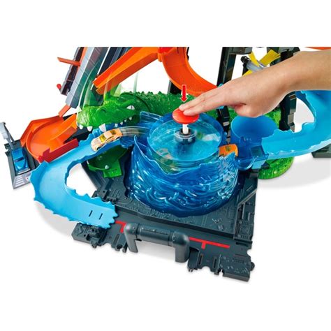 Hot Wheels City Ultimate Gator Car Wash Smyths Toys