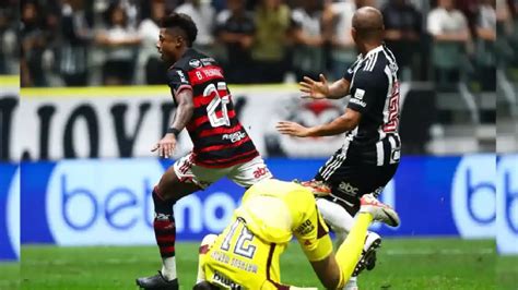 Jogador Do Atlético Mg Projeta Jogo Contra O Flamengo E Cita Orçamentos