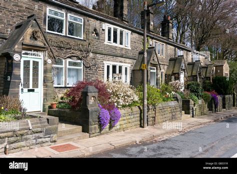 Terrace Of 19th Century Houses Halifax West Yorkshire Stock Photo Alamy