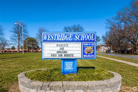 Westridge Middle School, Rankings & Reviews - Homes.com