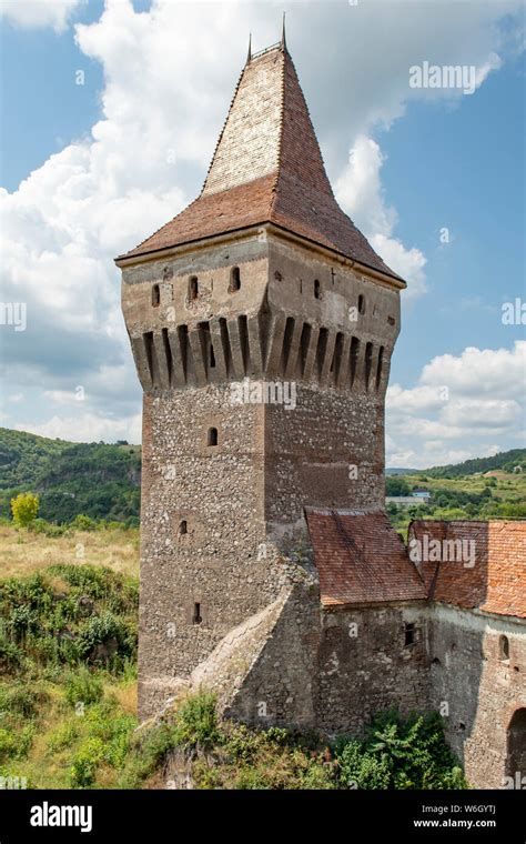 Schloss Hunedoara Fotos Und Bildmaterial In Hoher Aufl Sung Alamy