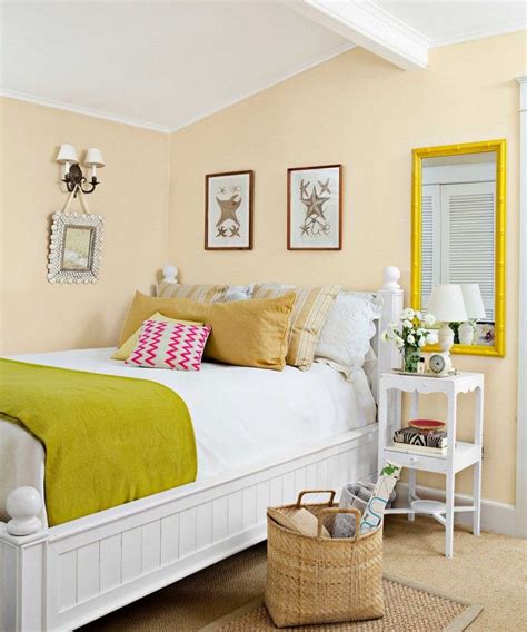 20+ Bedroom Colors That Will Make You Wake Up Happier In 2020 | Small