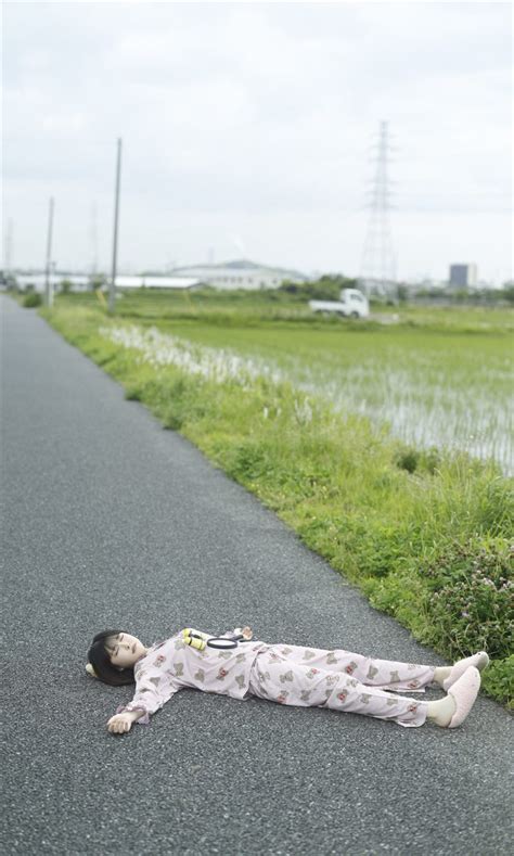 小此木流花るーるる写真集るーるるの大冒険 70P 2V240MB 呦糖社 呦糖社