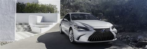 Lexus New Hybrid Models - Fuel Efficient SUV & Sedan | Lexus