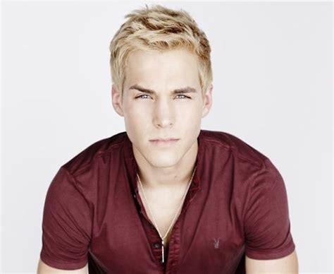 Adam Weaver Carrie Diaries