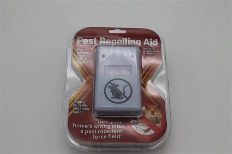 Отпугиватель грызунов и насекомых Pest Repelling Aid (красный) купить ...