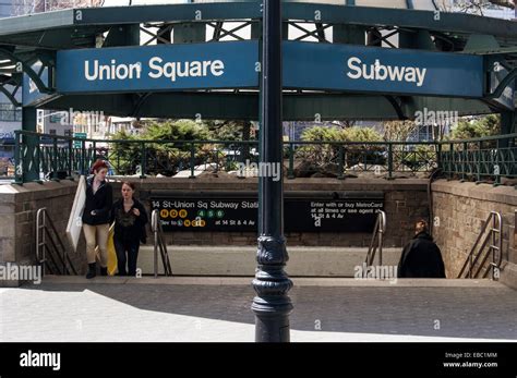 14th Street Union Square Subway Station New York City Stock Photo Alamy