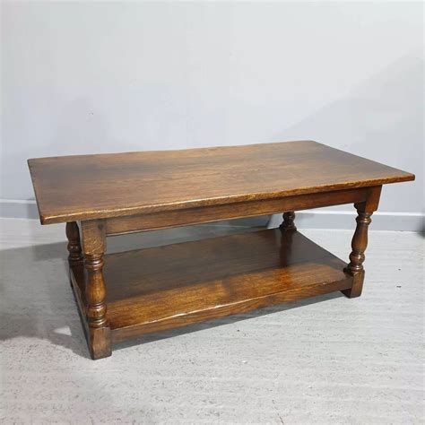 Solid Oak Coffee Table in Antique Coffee Tables