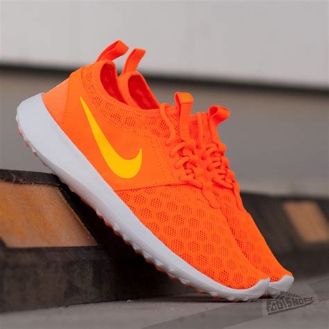 Wmns Nike Juvenate