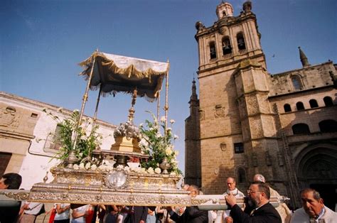 Feast Of Corpus Christi Official Tourism Website Of Coria