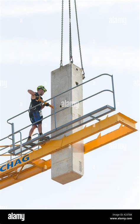 Tower Crane Counterweight Hi Res Stock Photography And Images Alamy