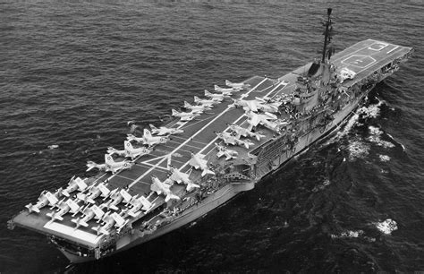 Uss Bon Homme Richard Cv Cva Essex Class Aircraft Carrier