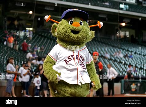 Houston astros mascot fans hi-res stock photography and images - Alamy