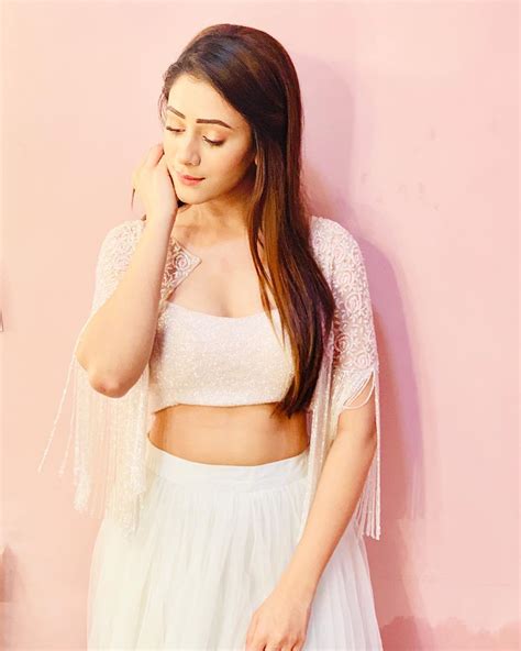 Hiba Nawab Oozing Sex Appeal In A Sexy White Dress