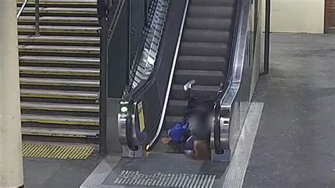 Safety Push As Hundreds Of Melbourne Commuters Fall On Escalators The