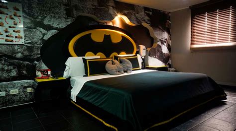 Baticueva Del Amor Hotel Con Habitación Inspirada En Batman