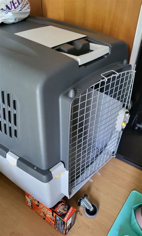 Stefanplast Gulliver Pet Carrier With Wheels Pet Supplies Homes