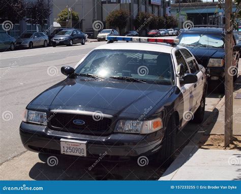 Ford Crown Victoria Sfpd Police Vehicle Parked On Street Editorial