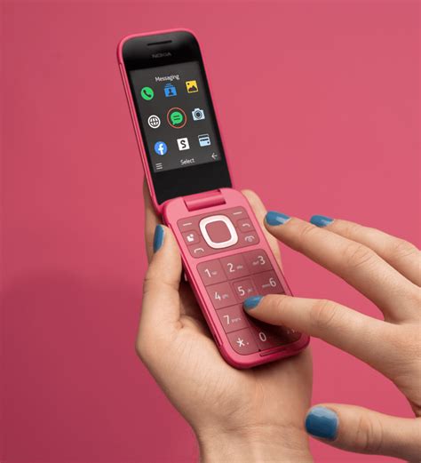 Y2yay Nokia Brings Back Hot Pink Flip Phones Canstar Blue