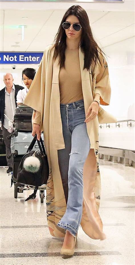 6 Maneiras De Ser Chic Usando Jeans STEAL THE LOOK Kendall Jenner