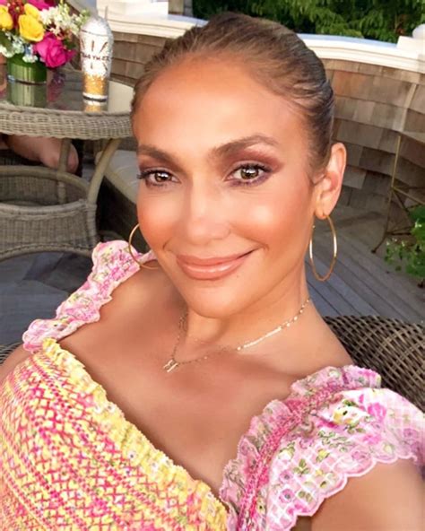 Jennifer Lopez Is Launching J.Lo Beauty Line: Details