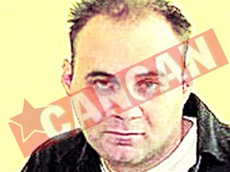 Un Detinut Protesteaza Pentru Ca N Are Voie In Camera De Sex