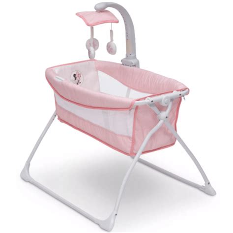 The Most Beautiful Pink Bassinets For Babies With The Best Mom Reviews