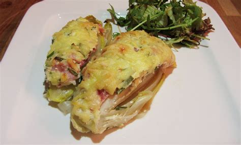 Recept Witlof Uit De Oven Met Ham Kaas En Yoghurtsaus