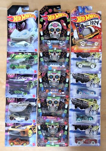 Set Of Hot Wheels HALLOWEEN XMAS NEW YEAR DXT W Exclusive Promo EBay
