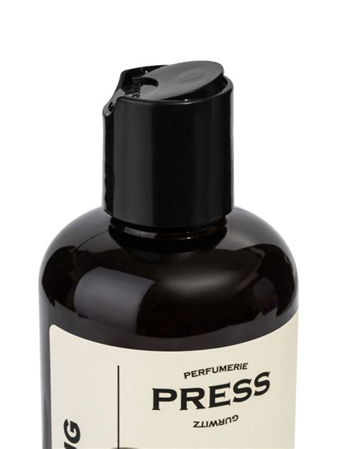 Press Gurwitz Perfumerie - Volumizing shampoo No 3 Tobacco, Cinnamon ...
