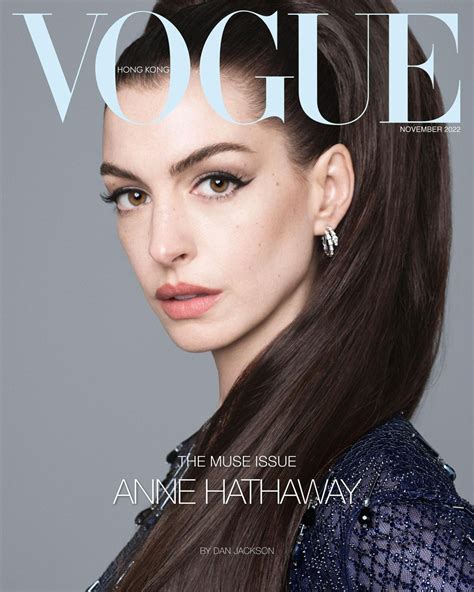 Anne Hathaway Outfit – Vogue November 2022 (V) • CelebMafia