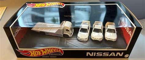 Hot Wheels Premium Collector Set Nissan Nismo Carousell