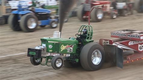 Usa East Limited Pro Stocksuper Farm Tractors Fayette County Fair Smoker Tractor Pull Youtube