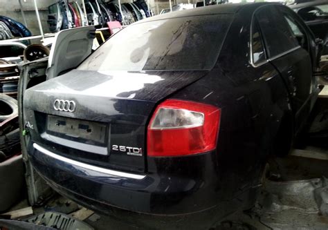 Dezmembrez Audi A4 B6 An Fab 2004 2 5 Tdi Quattro De Vanzare 77350855