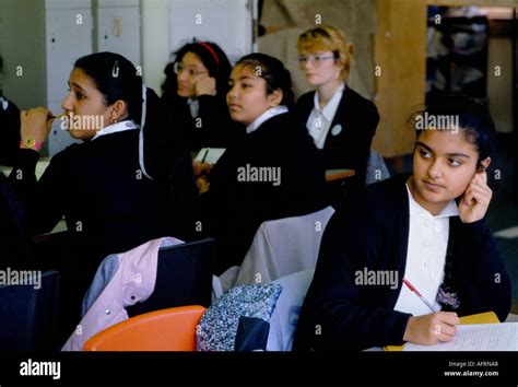 Education In 1990s 90s Hi Res Stock Photography And Images Alamy