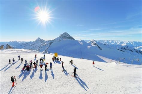 Premium Photo People At Hintertux Glacier Ski Resort In Zillertal In