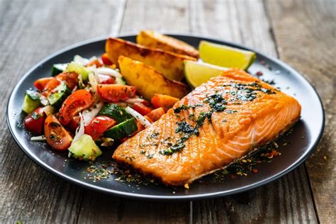 Fish and Seafood Benefits for Brain Health | Glenview Naples