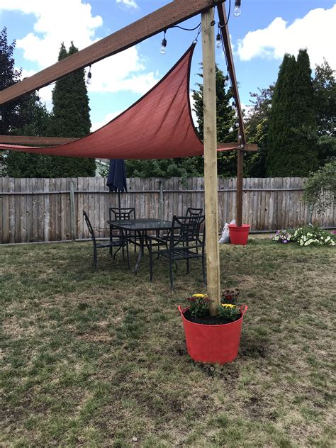 10 Sun Shade Pole Ideas