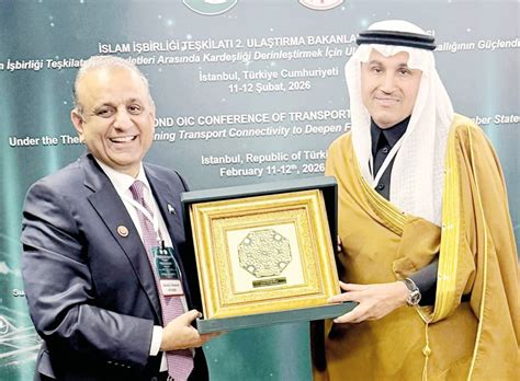 pakistan aims  expand  land links trade corridors