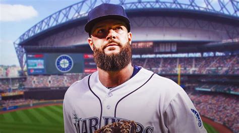 Ex-Cy Young winner Dallas Keuchel lands Mariners deal, but there's a catch