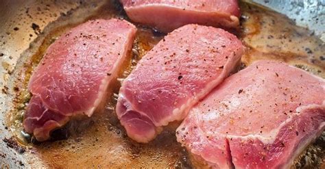 I Tempi Di Cottura Della Carne Di Maiale In Padella O Al Forno Secondo