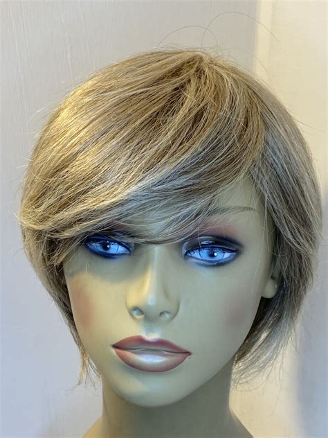 Blonde Short Wig Blss758 Wigbank