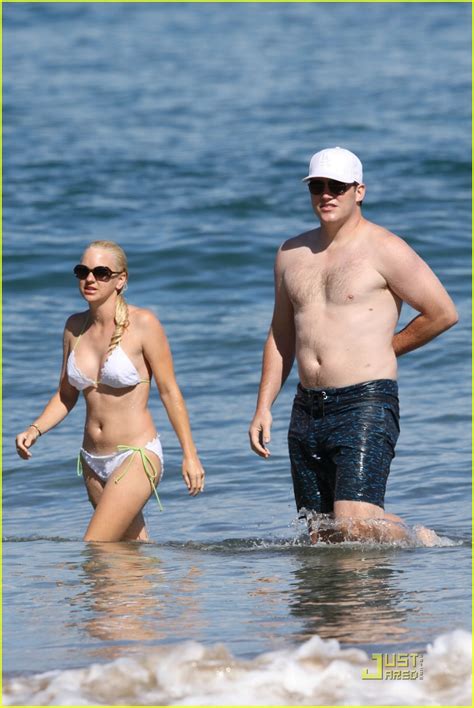 Anna Faris Is A Bikini Babe Photo 2000271 Anna Faris Bikini Chris