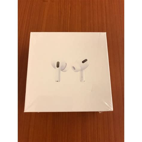 《全新》airpods Pro 二代 2023製造，magsafe充電殼，全新未拆封，市價7990賣5800 蝦皮購物