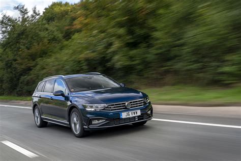 Volkswagen Passat Estate (2015-2023) | Specifications & Dimensions | Carwow