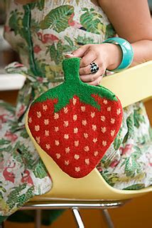 Ravelry: Strawberry Clutch pattern by Kate Gilbert