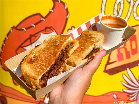 Why Everyone Wants To Eat HERE at Disney’s Hollywood Studios : r