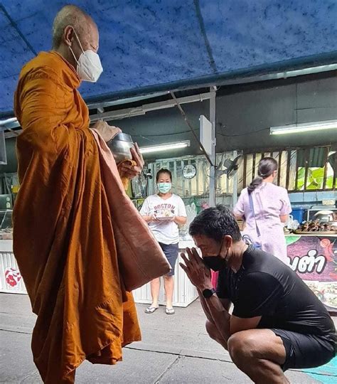 ชัชชาติ ทำบุญเนื่องในโอกาส วันเกิด อายุ 56 ปี ชาวเน็ตร่วมอวยพรเพียบ