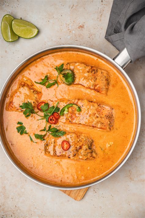 Salmon Coconut Milk Curry (Thai Salmon Curry) - The Dinner Bite